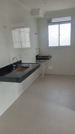 Apartamento novo no bairro Vila Rosa 