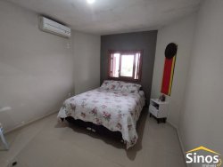 Casa com 02 dormitórios no Bairro Rondônia 