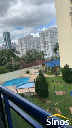 Apartamento semimobiliado com 03 dormitórios no Edifício Jardim Vila Rosa 