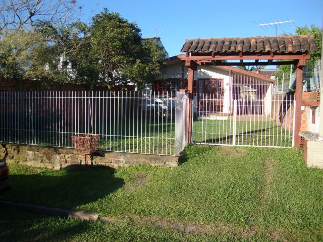 Casa com 2 dormitórios em São Leopoldo
