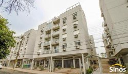 Cobertura duplex com  03 dormitórios no Condomínio Jardim Rivadávia Fernandes